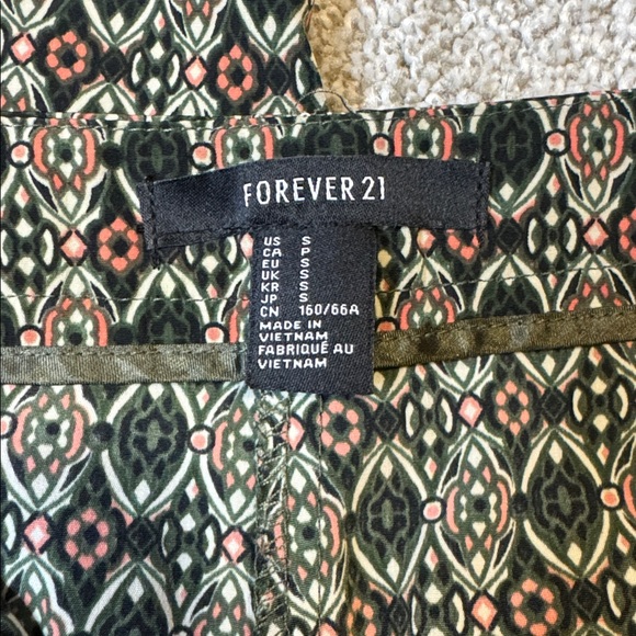 Forever 21 Geometric Dress Pants - Picture 3 of 7